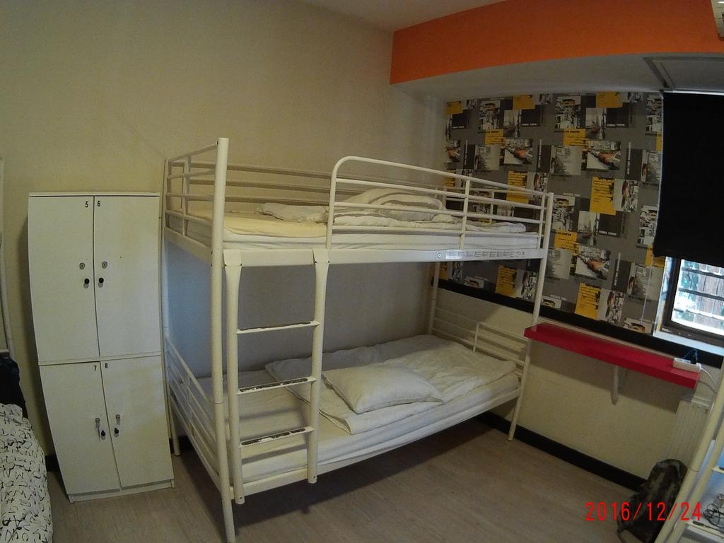 Hostels Meetingpoint Madrid Exterior photo